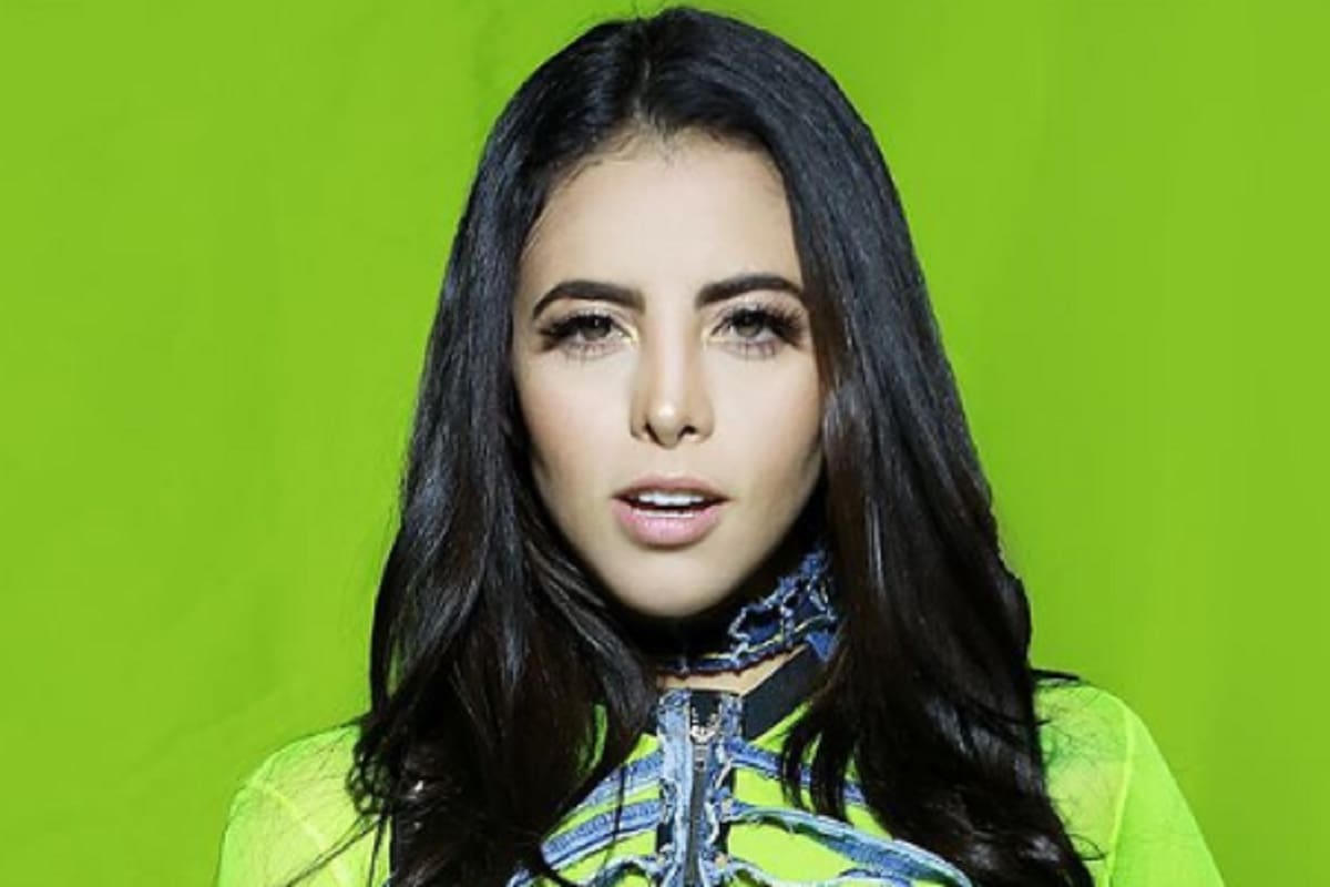 Jacky Ramírez de "Acapulco Shore", apantalla con ceñido leotardo