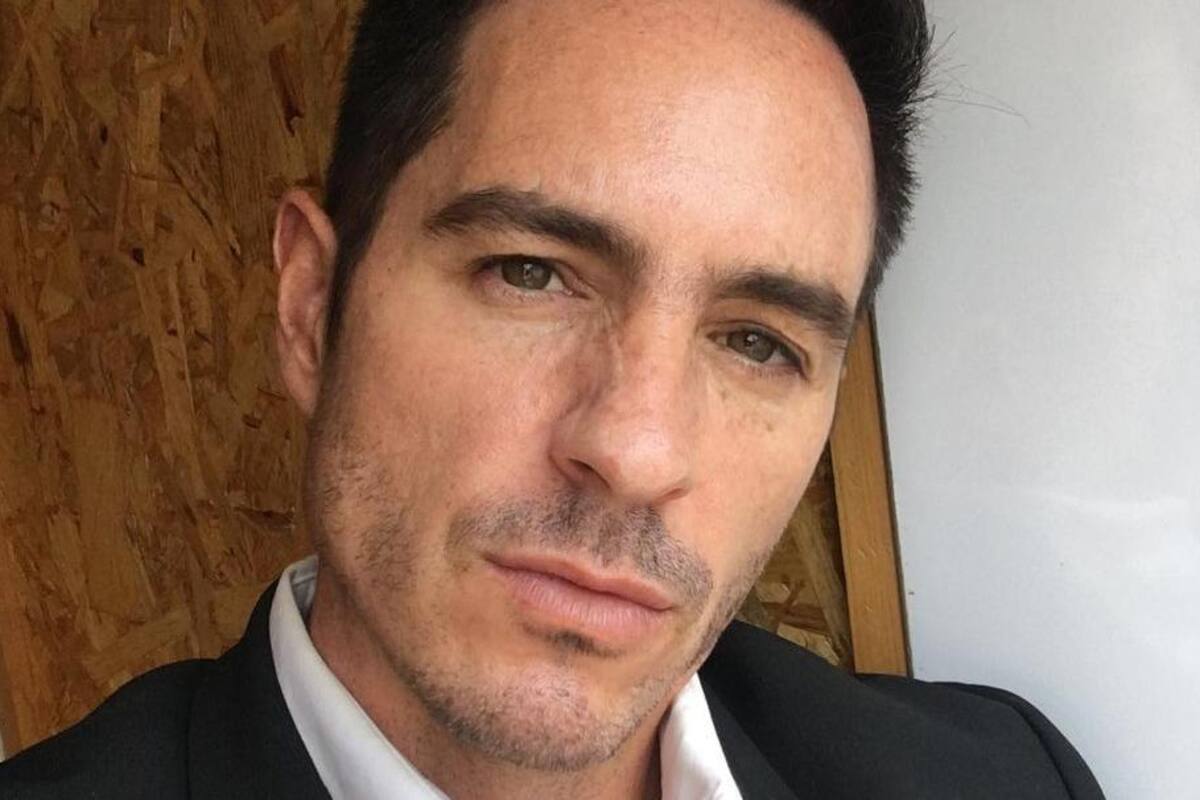 Mauricio Ochmann luce sus ‘cuadritos’ y hace ‘arder’ las redes sociales