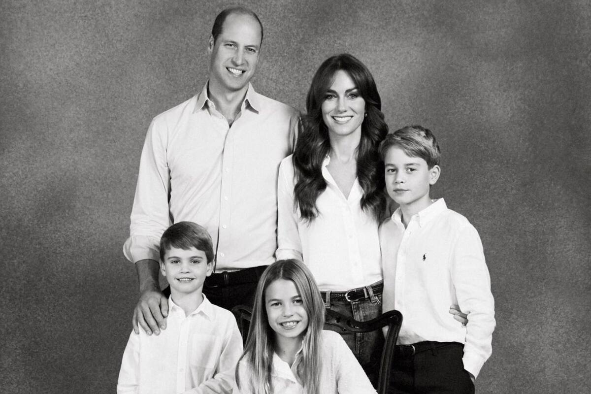 Príncipe William y Kate Middlenton comparten fotografía familiar y desatan polémica