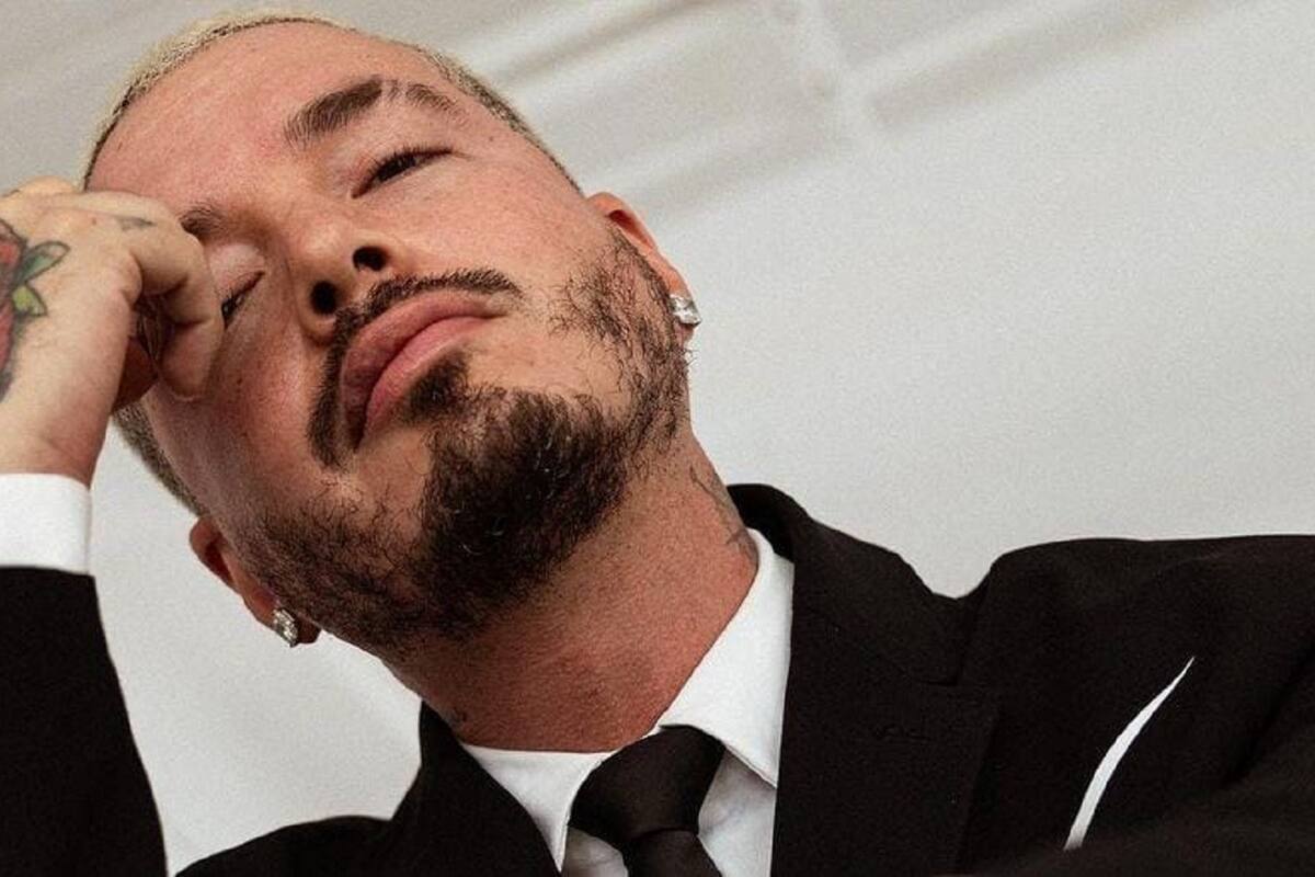 J Balvin comparte foto de su tercer avión y este fue el mensaje que envió