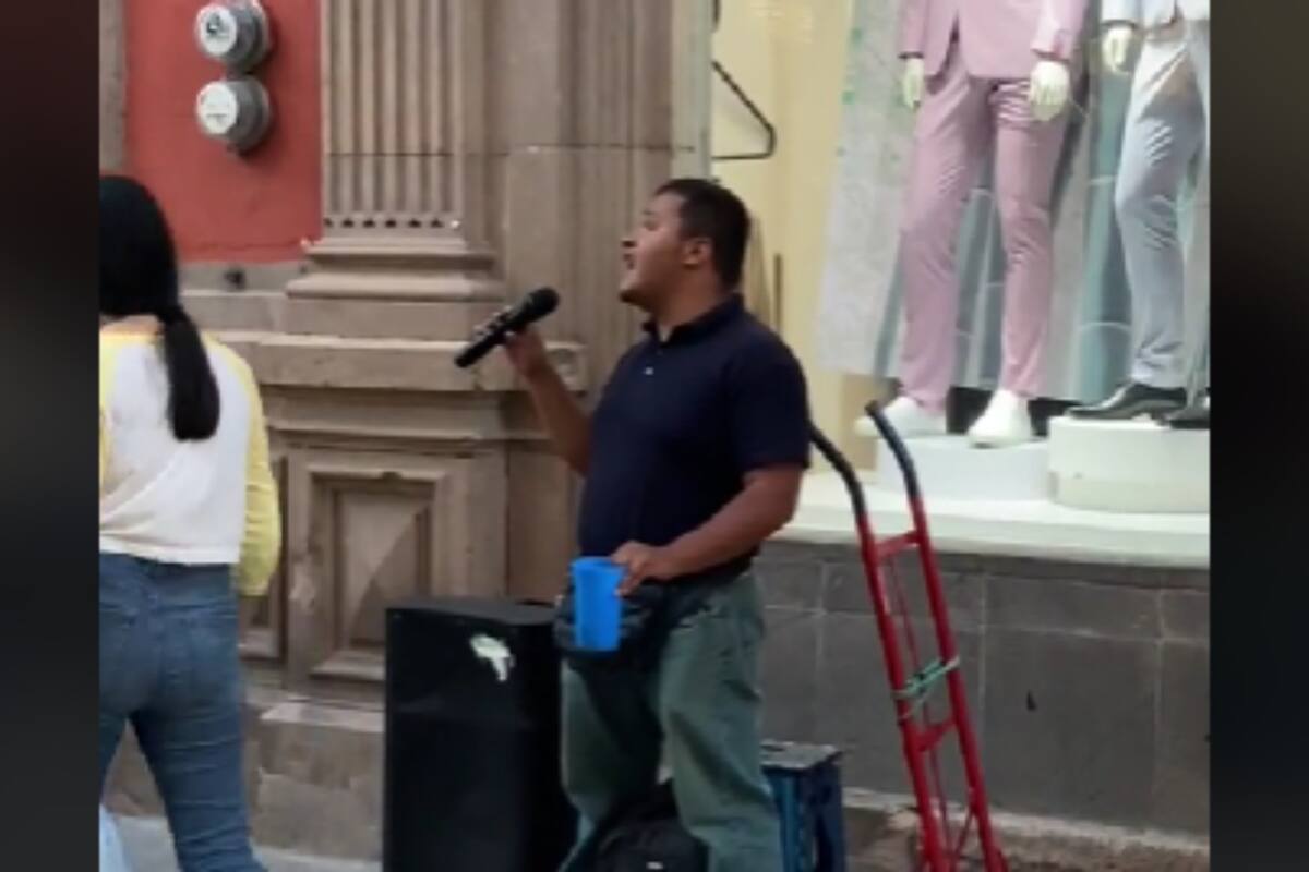 Viral: Joven que canta como Luis Miguel en las calles es invitado a participar en la FENAPO 2023