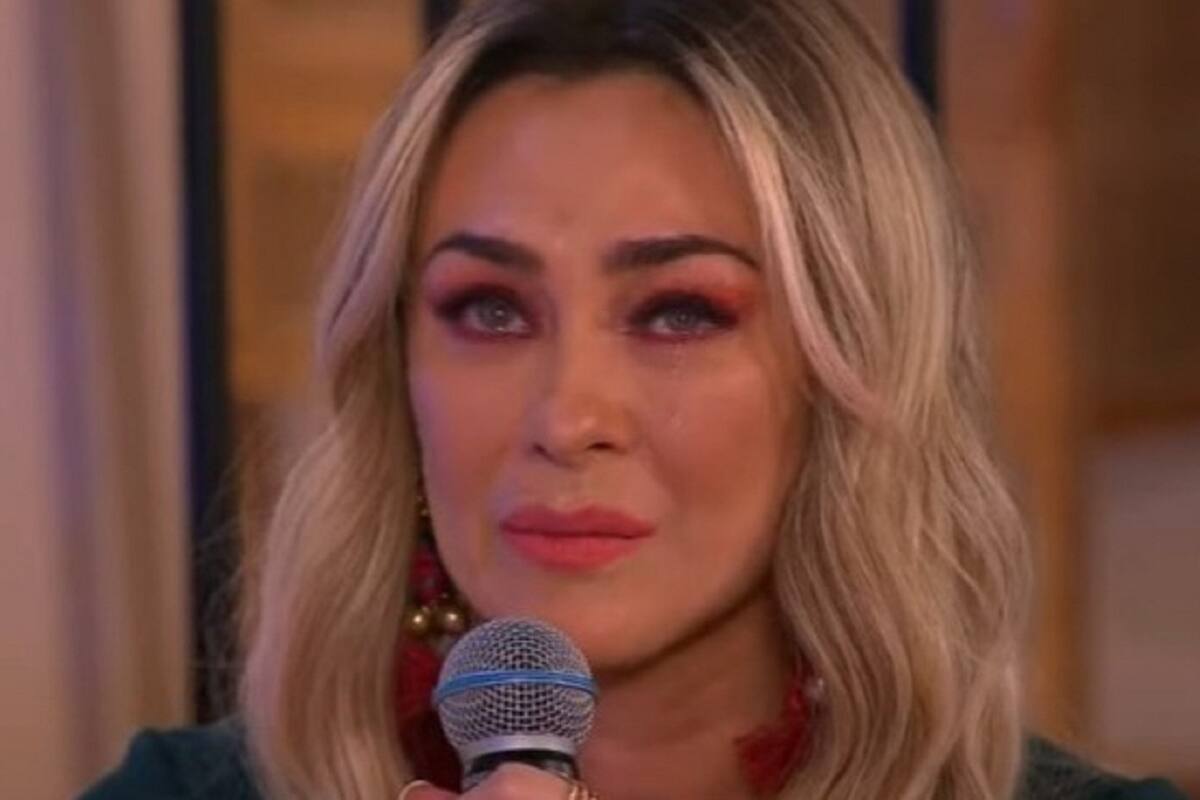 Aracely Arámbula llora al dedicar su papel en “La Madrastra” a su padre