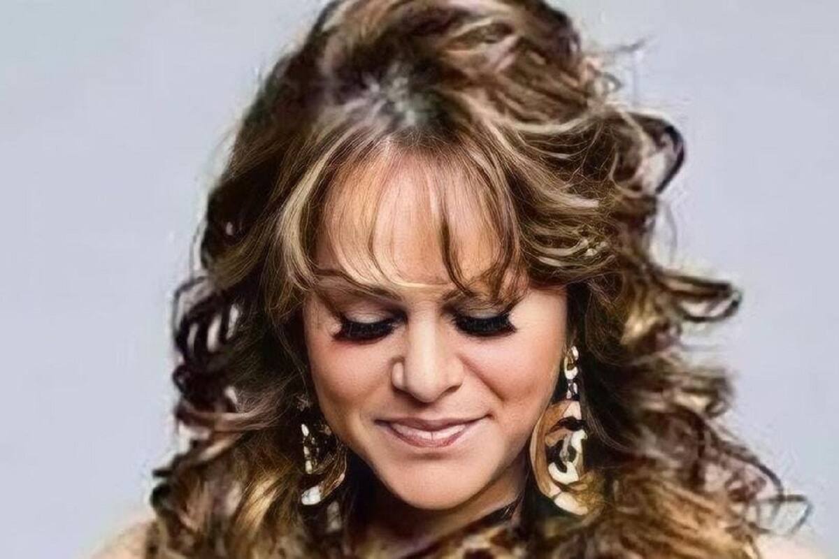 Estrenan canción inédita de Jenni Rivera: “Misión Cumplida”
