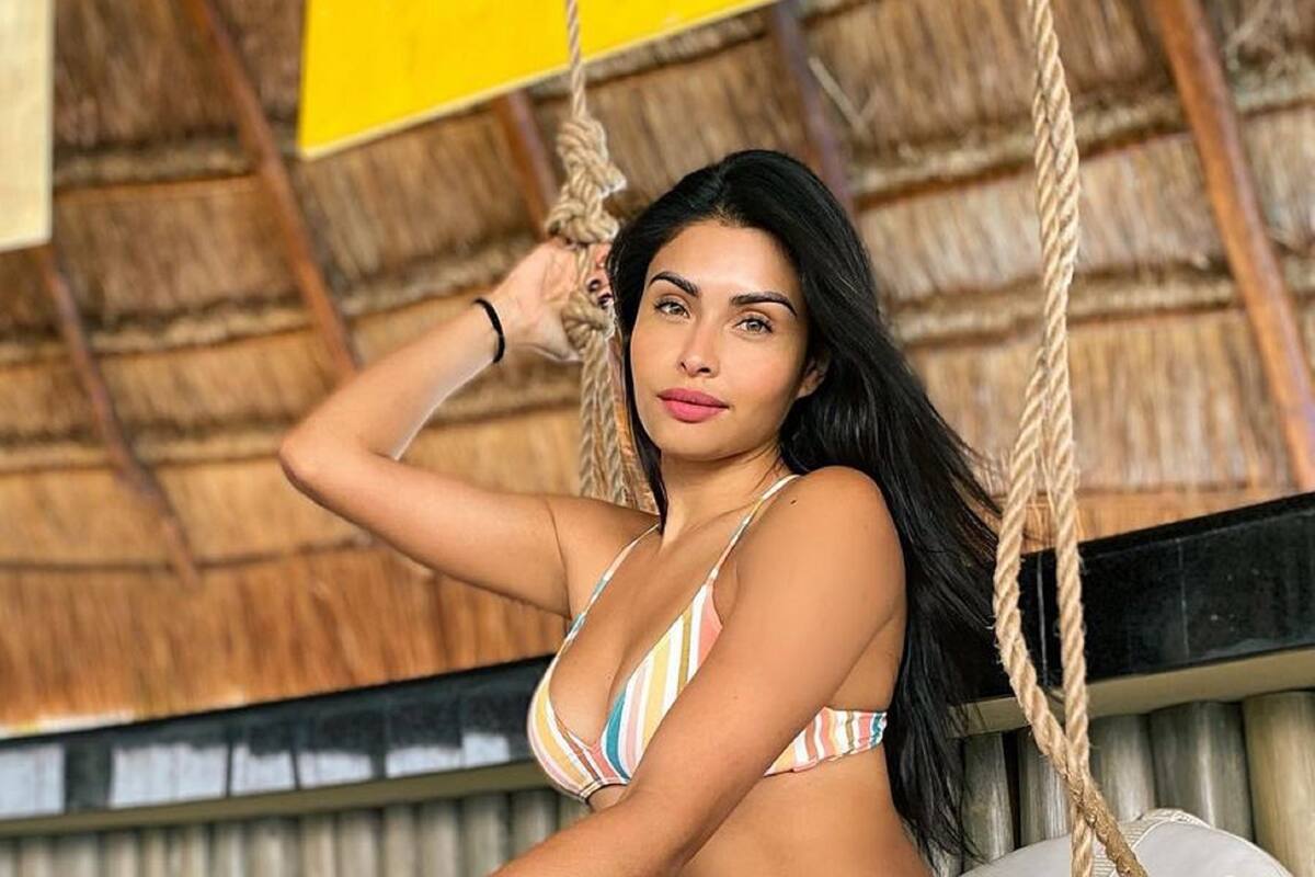 Completamente mojada, Kristal Silva enseña sus encantos desde playas de Cozumel