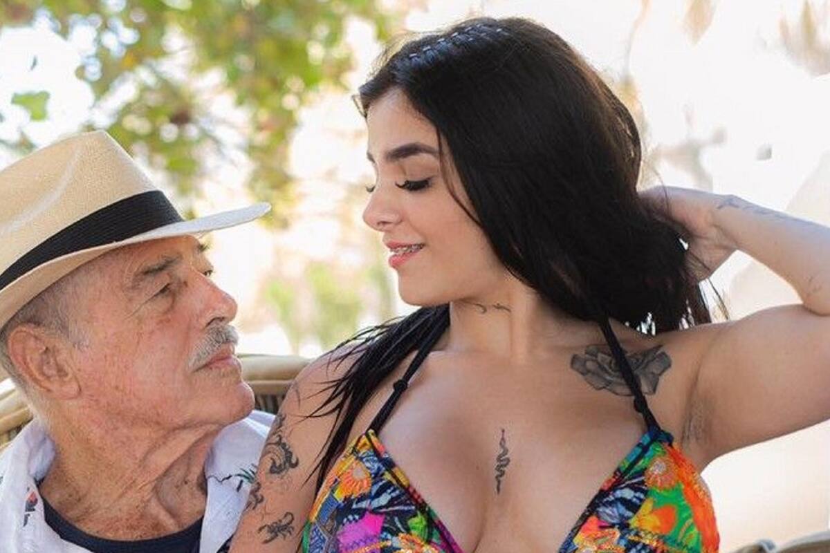 "Karely Ruiz está embarazada": asegura Mhoni Vidente