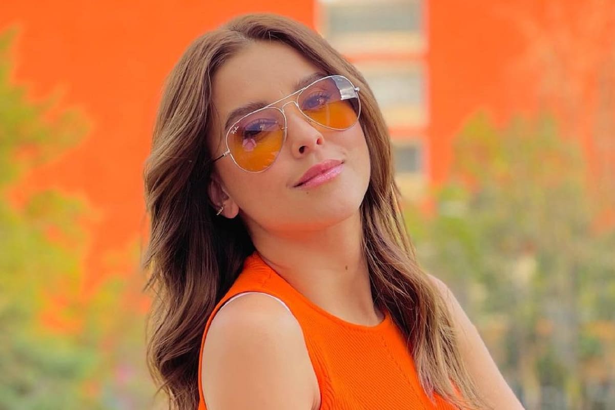 ¡Espectacular! Paulina Goto enciende las redes al posar con micro bikini en el mar