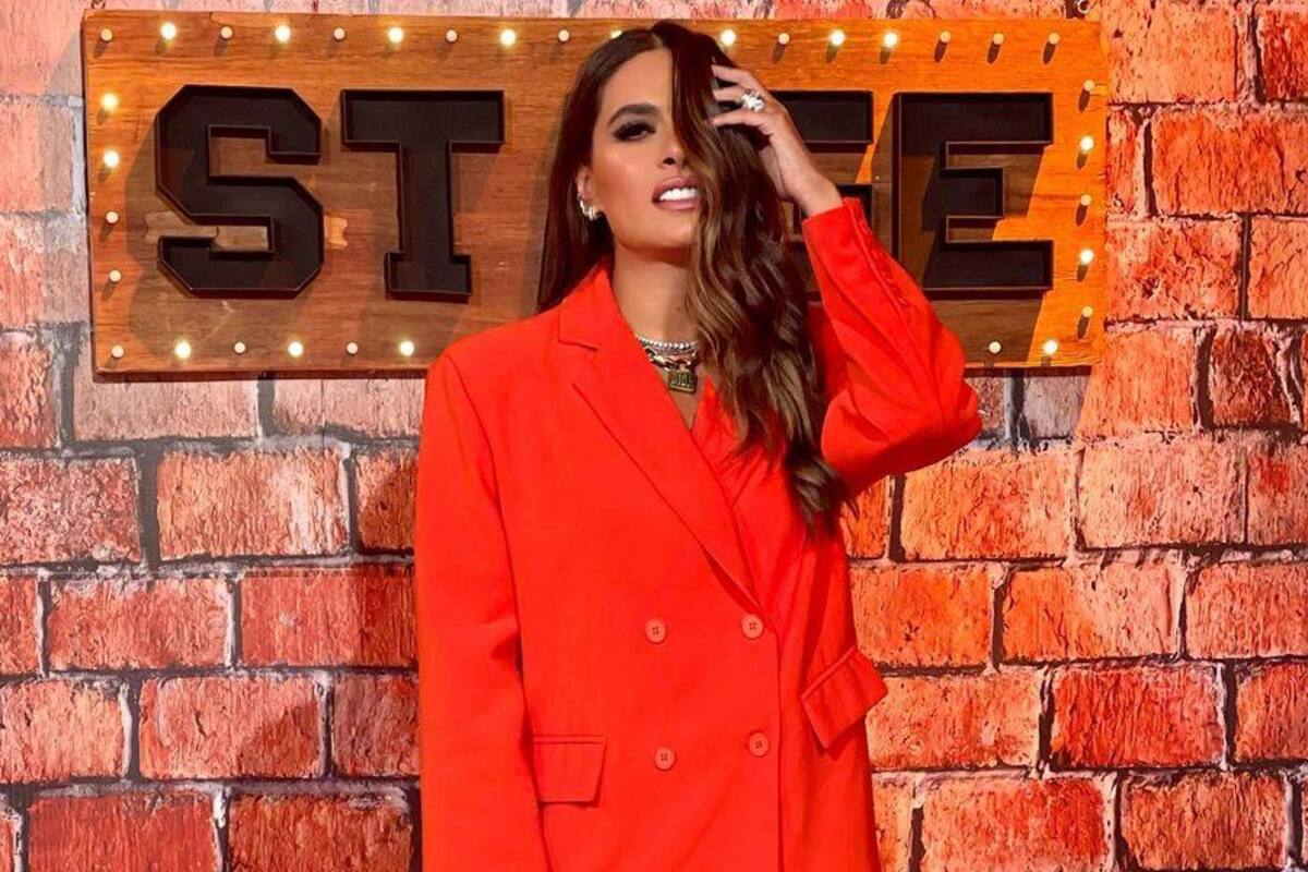 Galilea Montijo luce vestido que ajusta perfecto a su figura