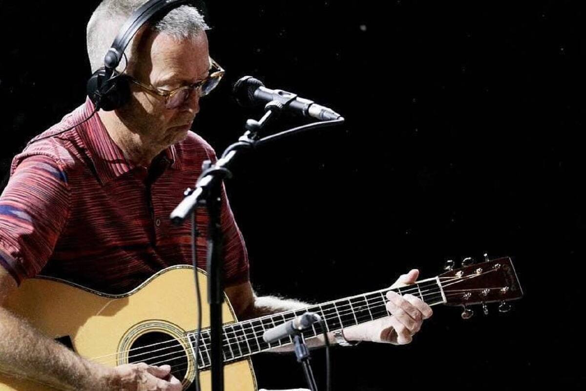 Eric Clapton pospone conciertos tras dar positivo a Covid-19