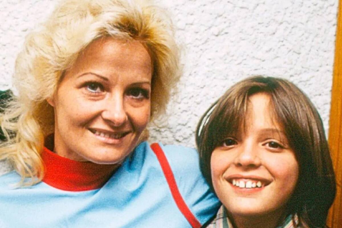 Hallan los supuestos restos de la mamá de Luis Miguel dentro de fosa común en España