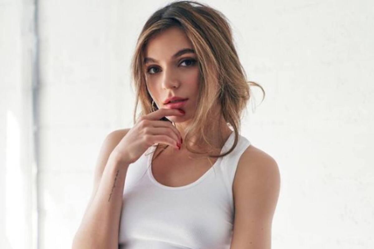 Sofía Castro roba todas las miradas con atrevido disfraz de conejita Playboy