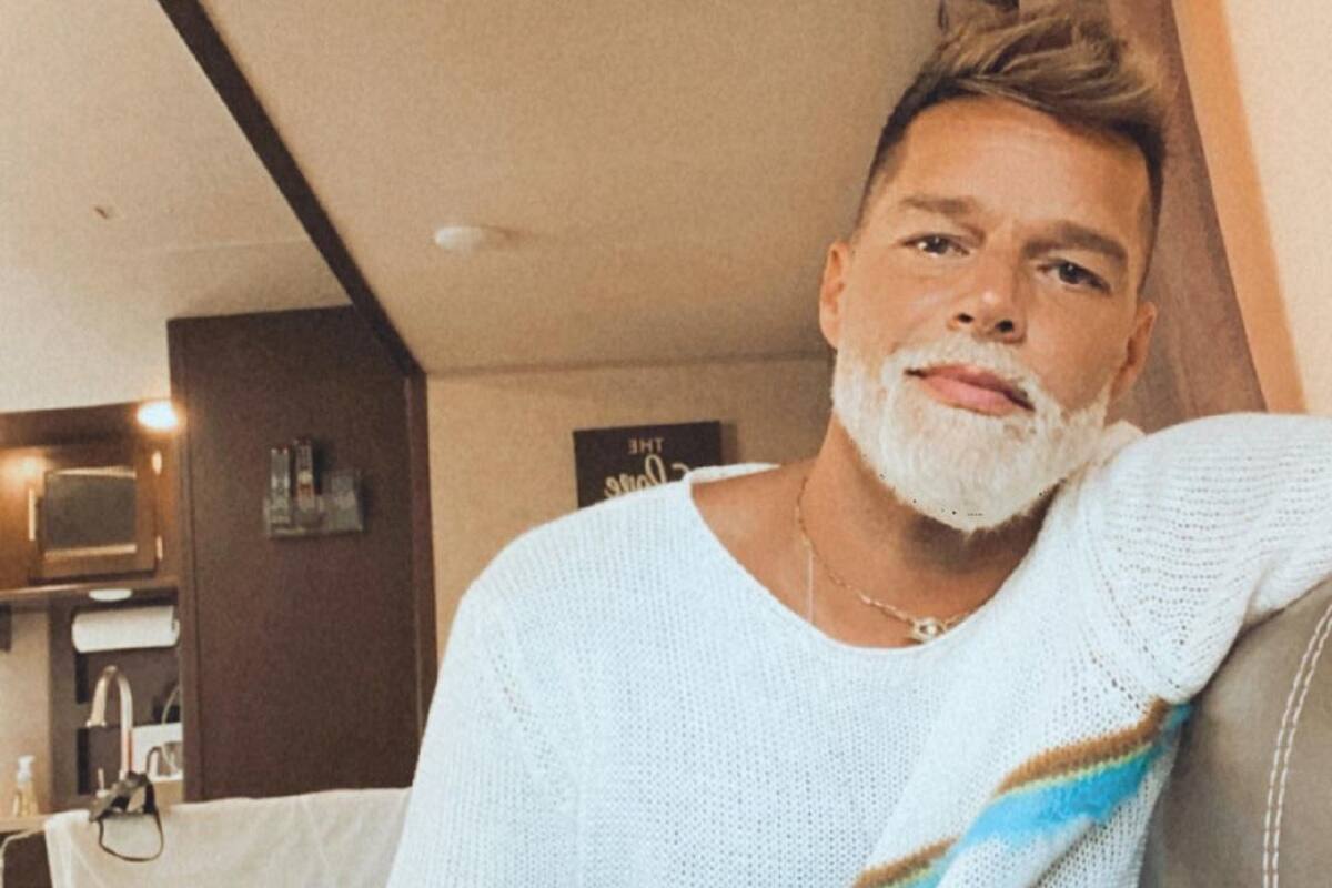 Ricky Martin confiesa que se sintió violentado cuando le preguntaron si era gay en el 2000