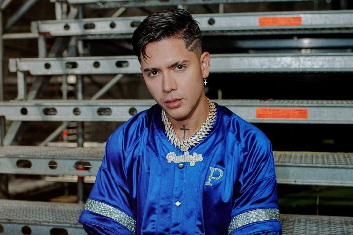 JD Pantoja agrede a reportero que le hace pregunta incómoda