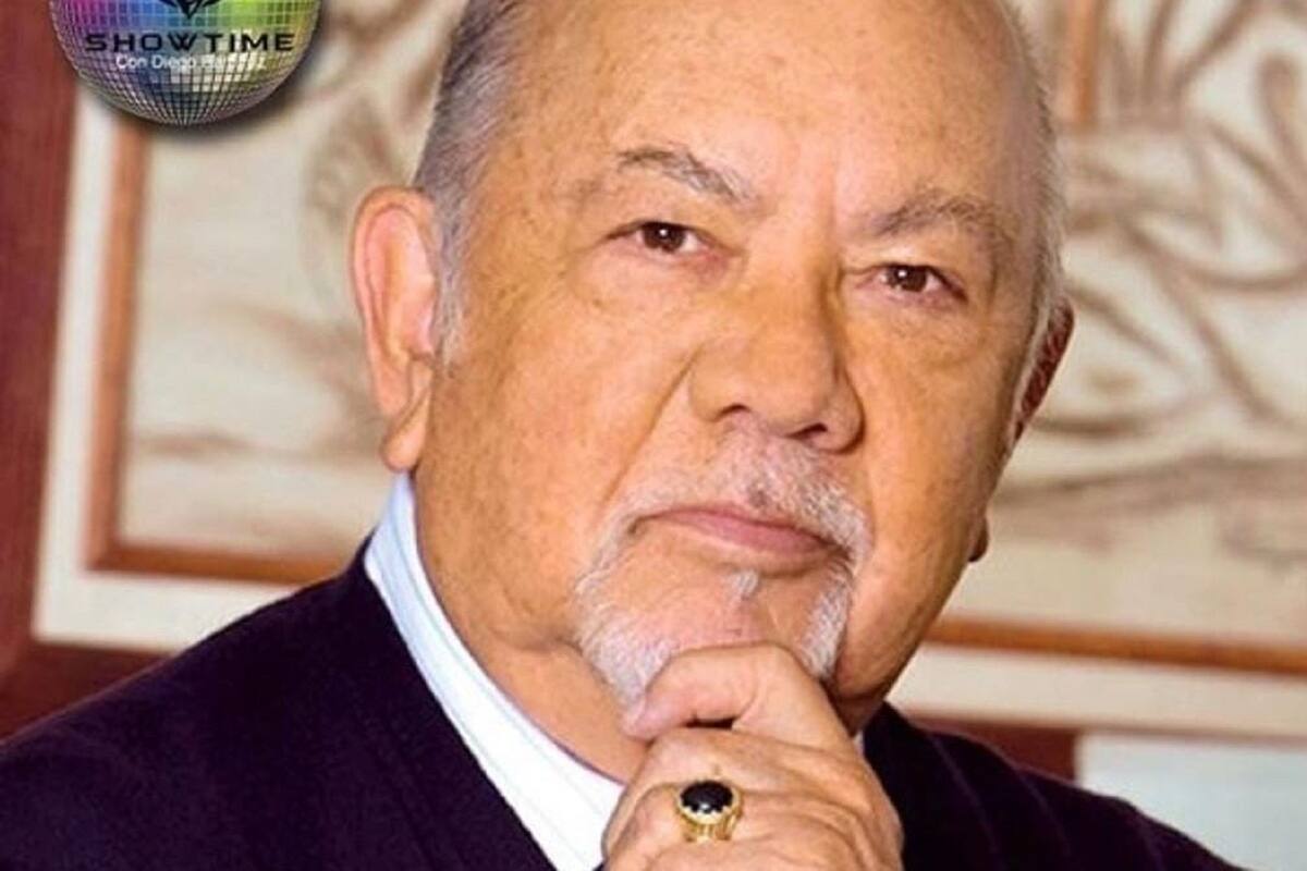 Sergio Corona llora al tener que despedirse de una compañera de “Como dice el dicho”