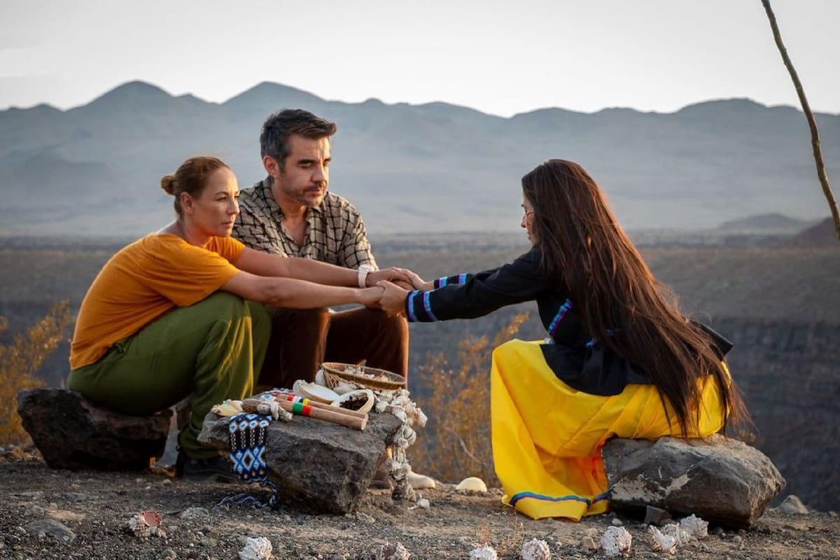 Consuelo Duval y Adrián Uribe pagaron piso para grabar “Infelices para siempre” en Sonora