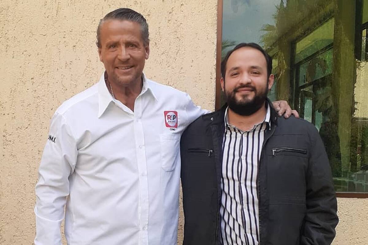 Al estilo de Christian Nodal, Alfredo Adame le regala un coche de lujo a su mánager