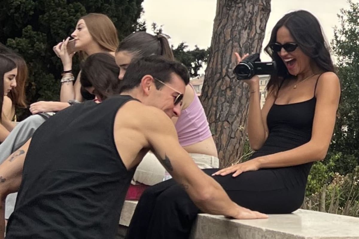 Captan a Eiza González y Mario Casas juntos en Roma, ¿nuevo romance?