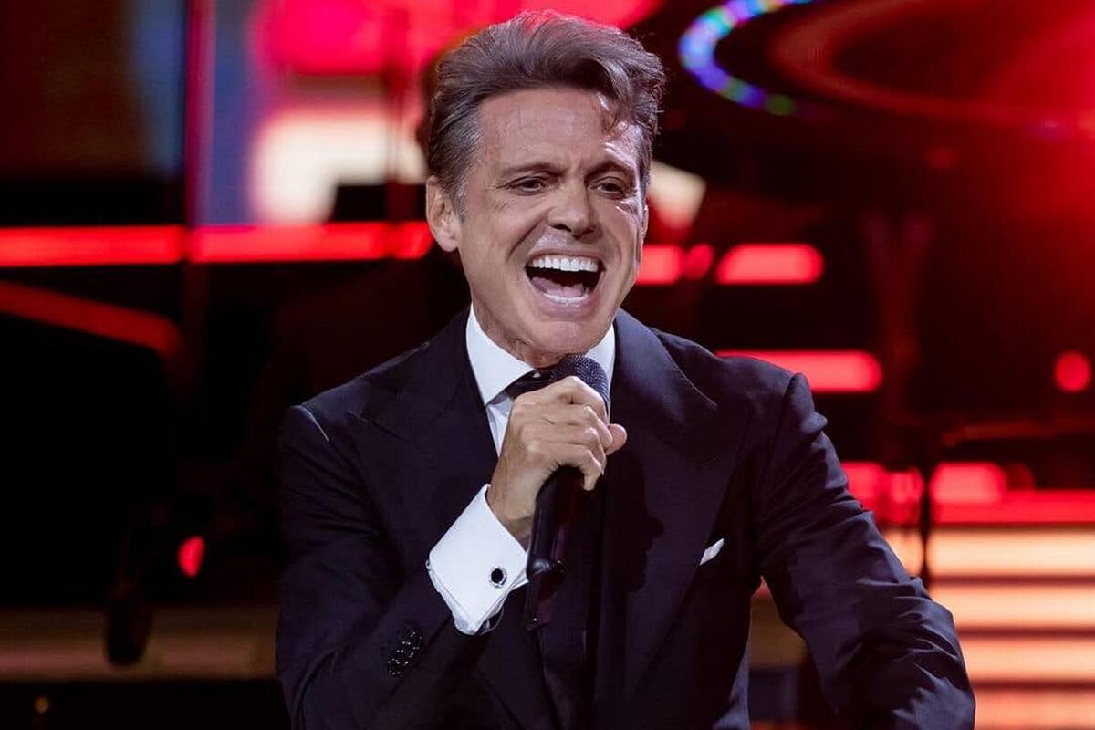Aseguran que Luis Miguel le regaló 500 rosas rojas a Paloma Cuevas por su cumpleaños