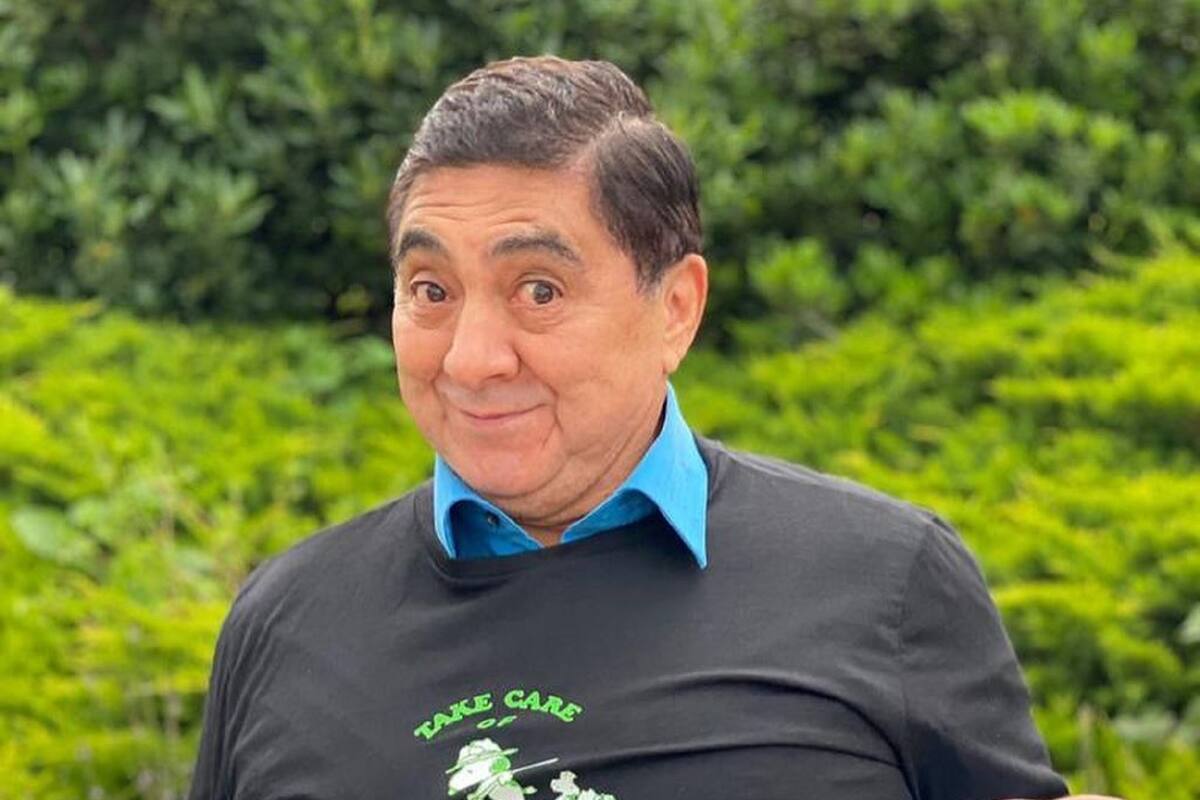 Carlos Bonavides le pide trabajo a Diego Luna