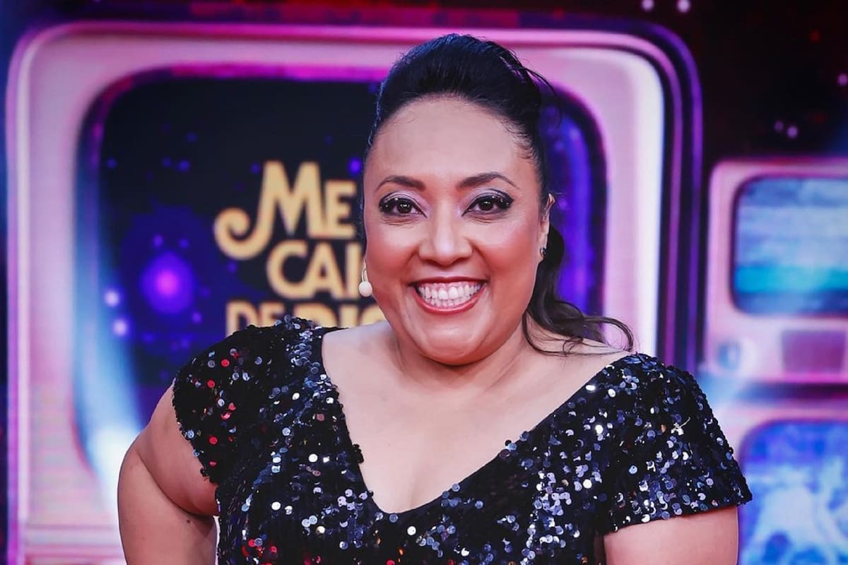 Michelle Rodríguez presume sus curvas posando como sirenita en playas de Acapulco