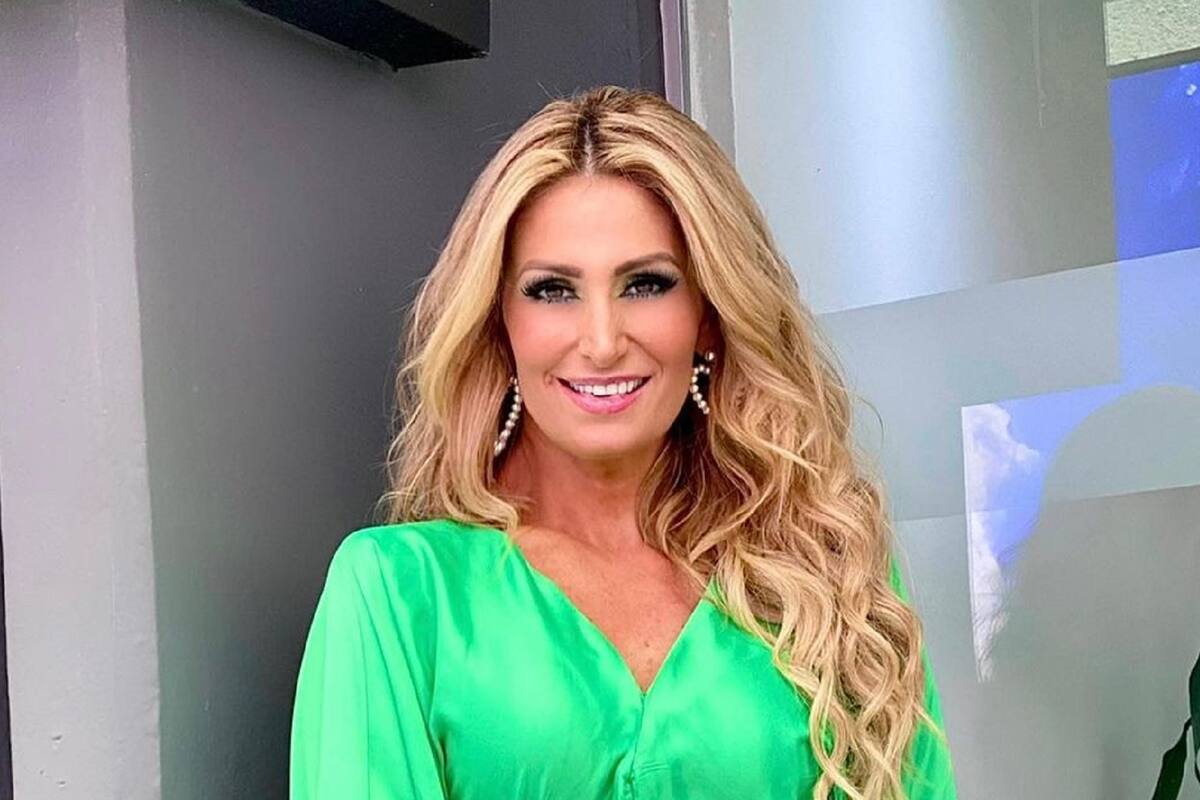 Con un espectacular bikini, Anette Cuburu roba suspiros en Los Cabos