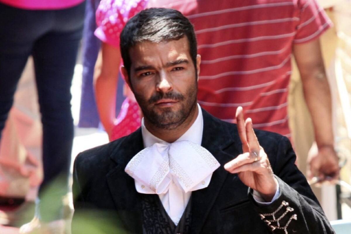 Captan a Pablo Montero en tremendo agarrón con su ex por comedor que compró antes de su divorcio