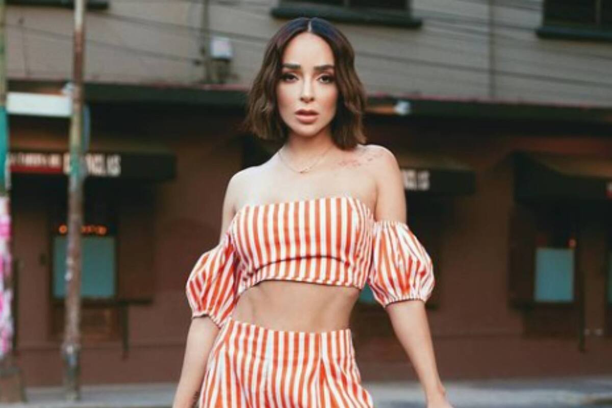 Manelyk González provoca ansiedad con tremendo traje de baño rosa