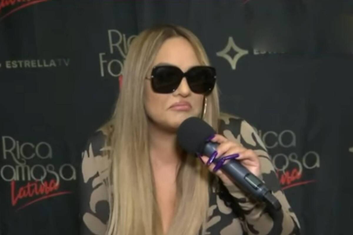 Mayeli rivera aparece trabada en una entrevista de "Chisme No Like"