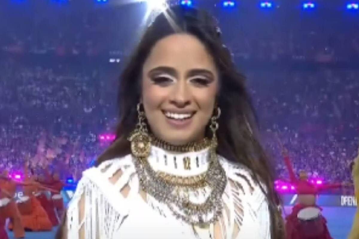 Camila Cabello la rompe con su presentación en la 'Champions 2022'