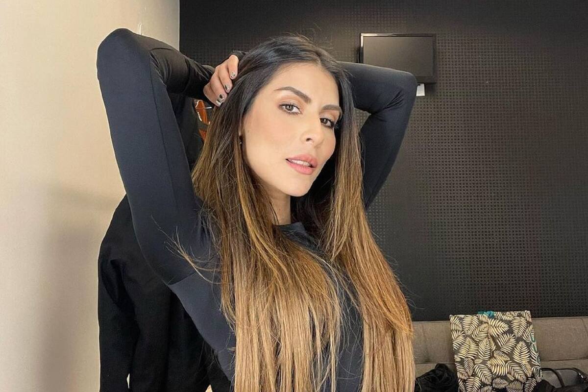 María León enseña su abdomen de acero con poca ropa y deja en shock a todo Instagram