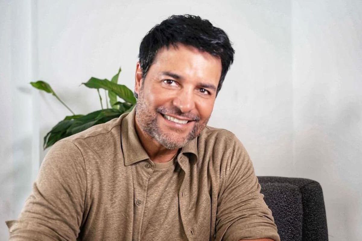 Chayanne se vuelve viral con su frase “Aprobado por Chayanne”