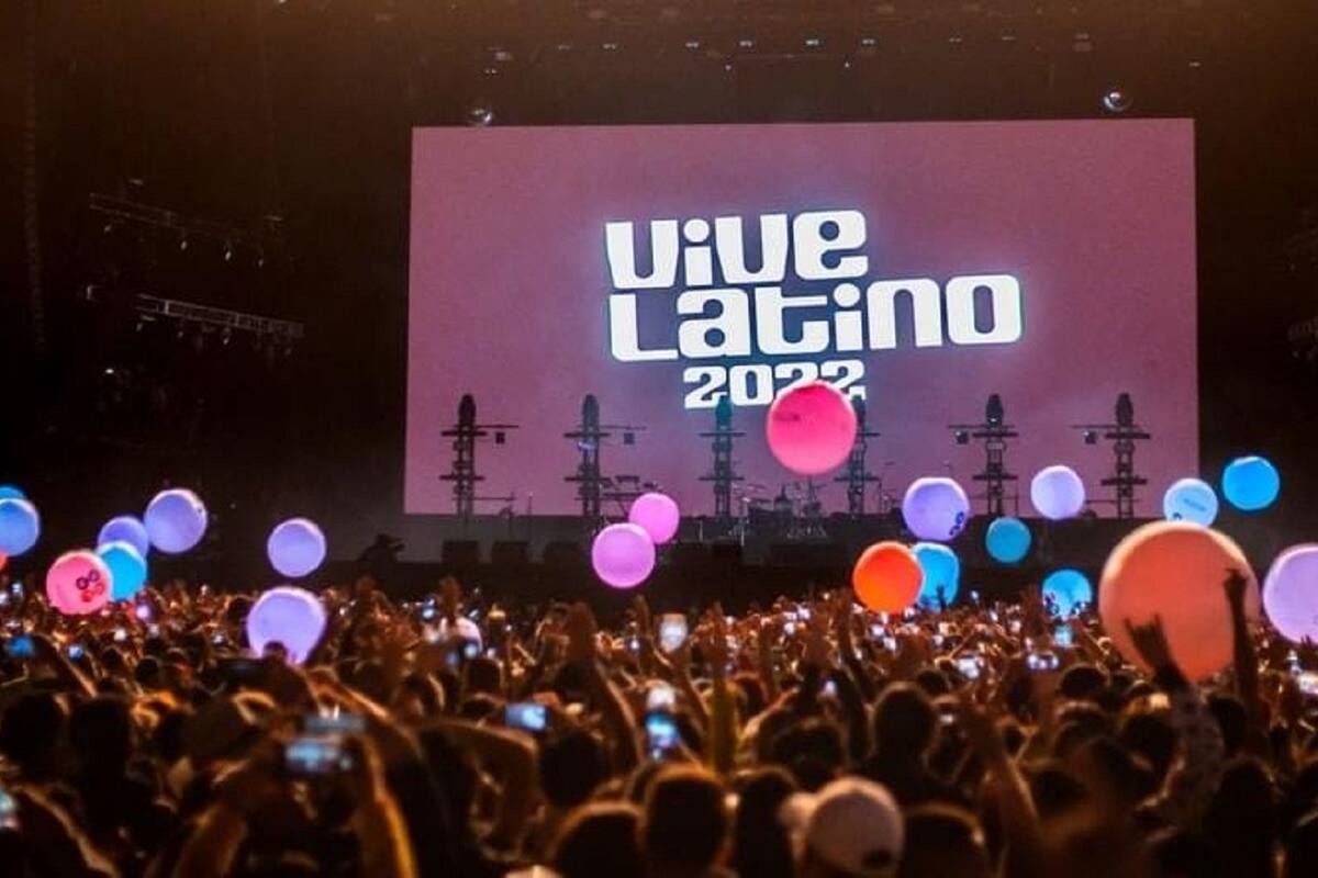 El Vive Latino revela su cartel para 2023: De los Red Hot Chili Peppers a Carin León