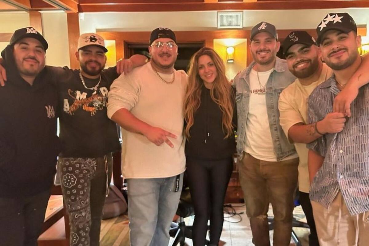 Shakira revela adelanto de su colaboración con Grupo Frontera