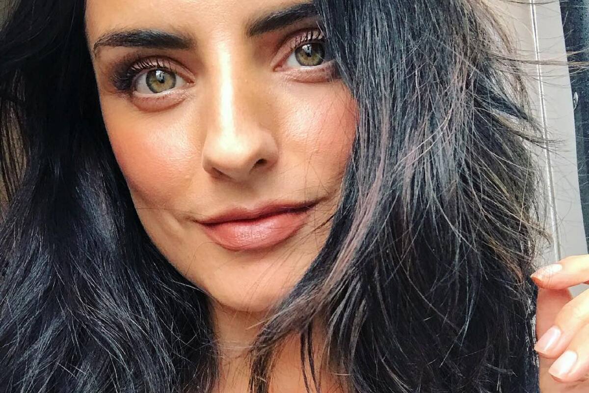 Aislinn Derbez luce cuerpazo con su bikini favorito