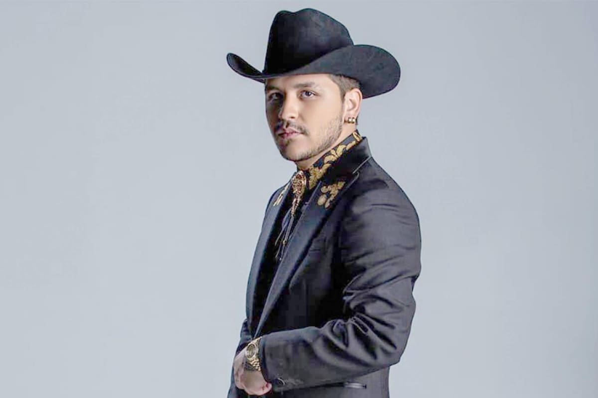 Christian Nodal intentó quitarse la vida pero su abuela "Chayo" fue quien lo salvó