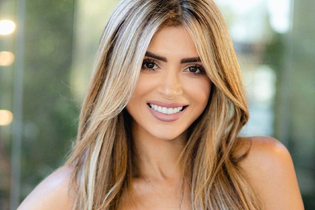 Culpan a Kimberly Flores de tumbar a reportero en foros de Imagen Televisión