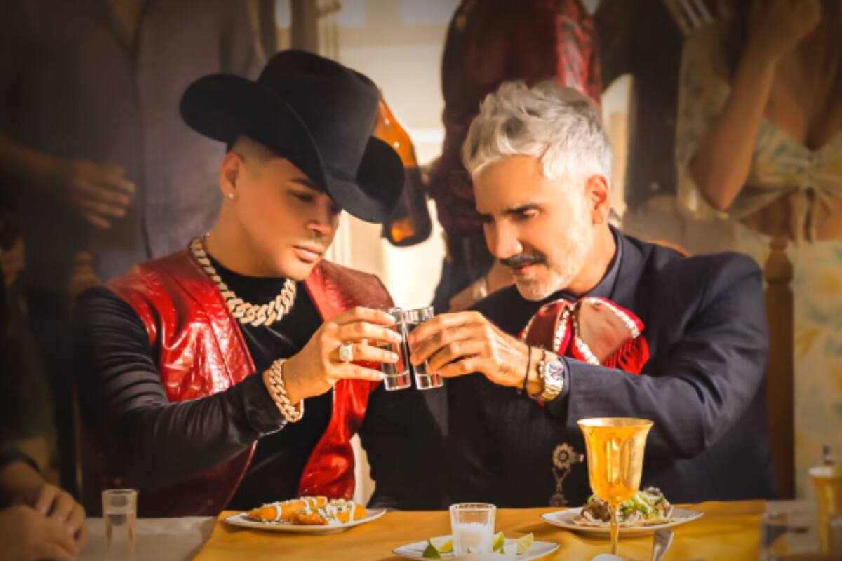 Grupo Firme y Alejandro Fernández estrenan "Felicidades"