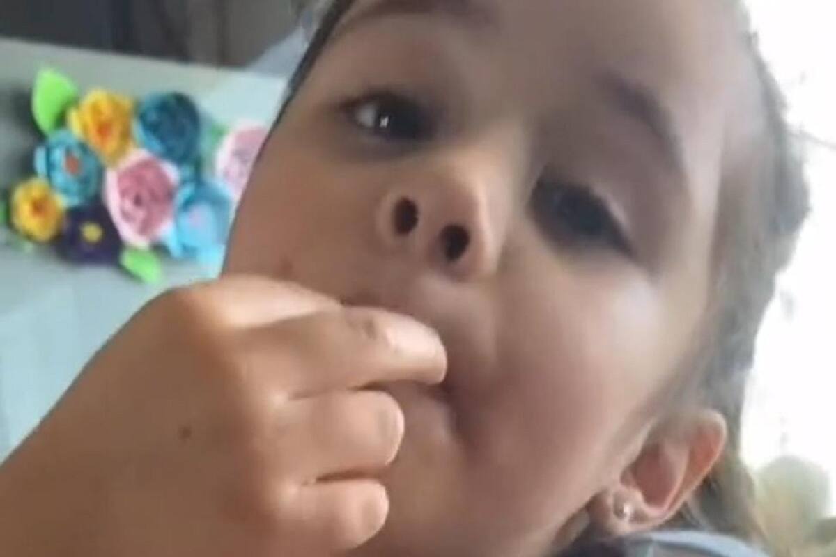 Niña causa sensación en TikTok al agradecerle a “Diosito” por haber inventado los tacos