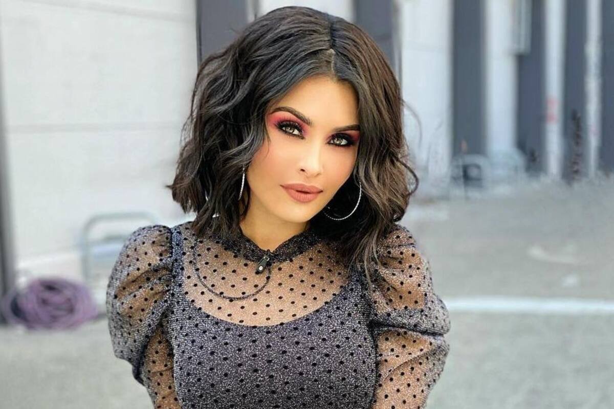 Kristal Silva luce como sirena con elegante atuendo en Todos quieren fama