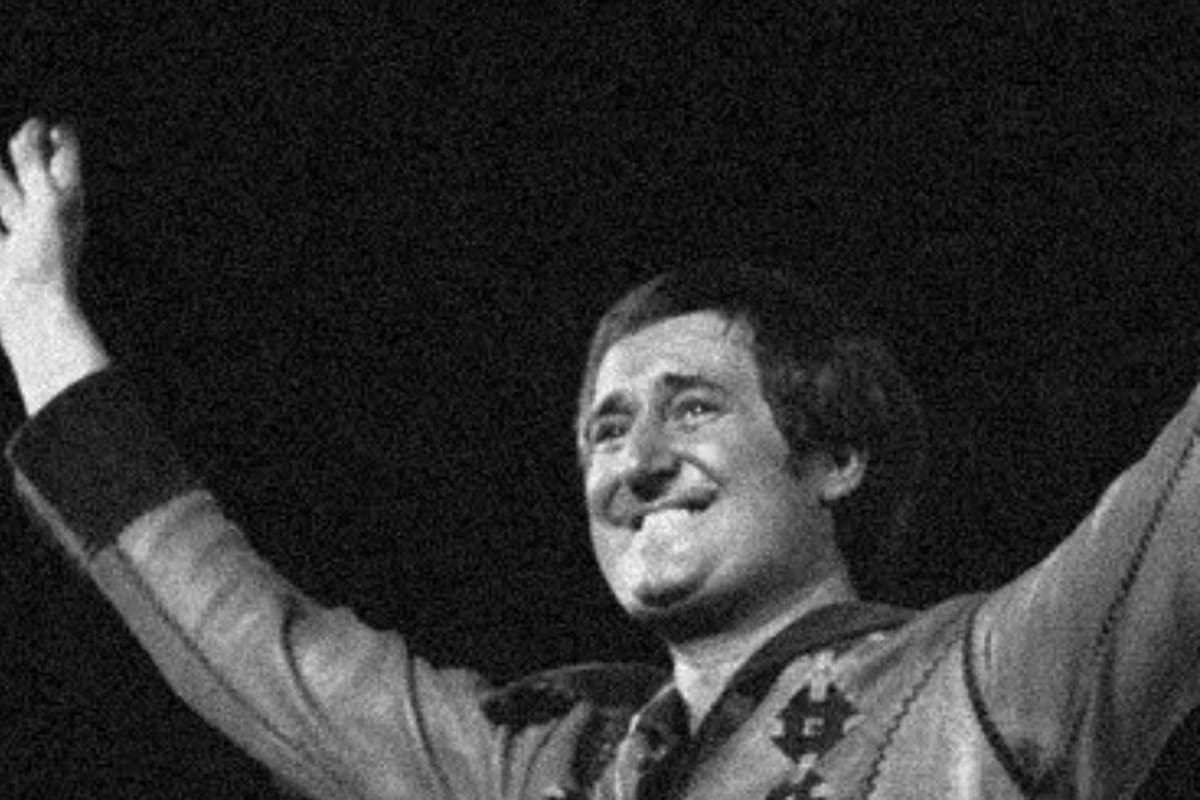 Fallece Neil Sedaka a los 86 años en Los Ángeles, autor de “Stupid Cupid” y emblema del pop apodado el “Rey de los Tra-la-las” con más de 700 temas escritos