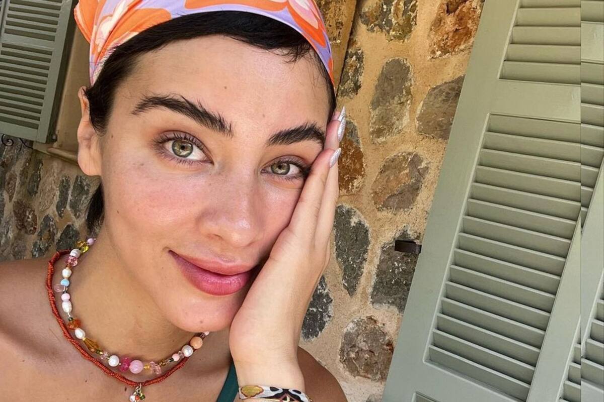 Esmeralda Pimentel confiesa haber sido abusada por un familiar; su abuela le pidió que callara