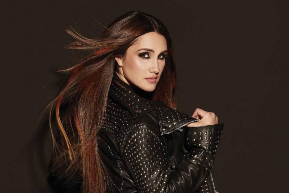 Dulce María reacciona a la interpretación de "Salvame" de Ninel Conde