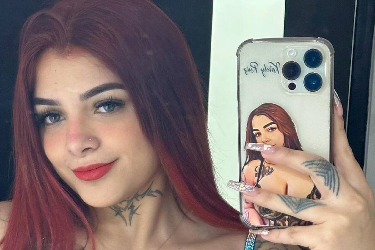 Karely Ruiz presume sus curvas con ropa interior de encaje