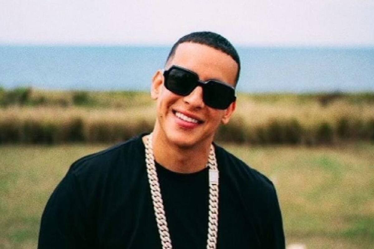 Daddy Yankee sube tierno boomerang a Instagram con Vida Isabelle, hija de Natti Natasha
