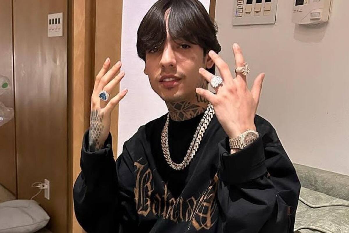 Natanael Cano revela la razón por la que tuvo que utilizar un tanque de oxígeno en pleno concierto