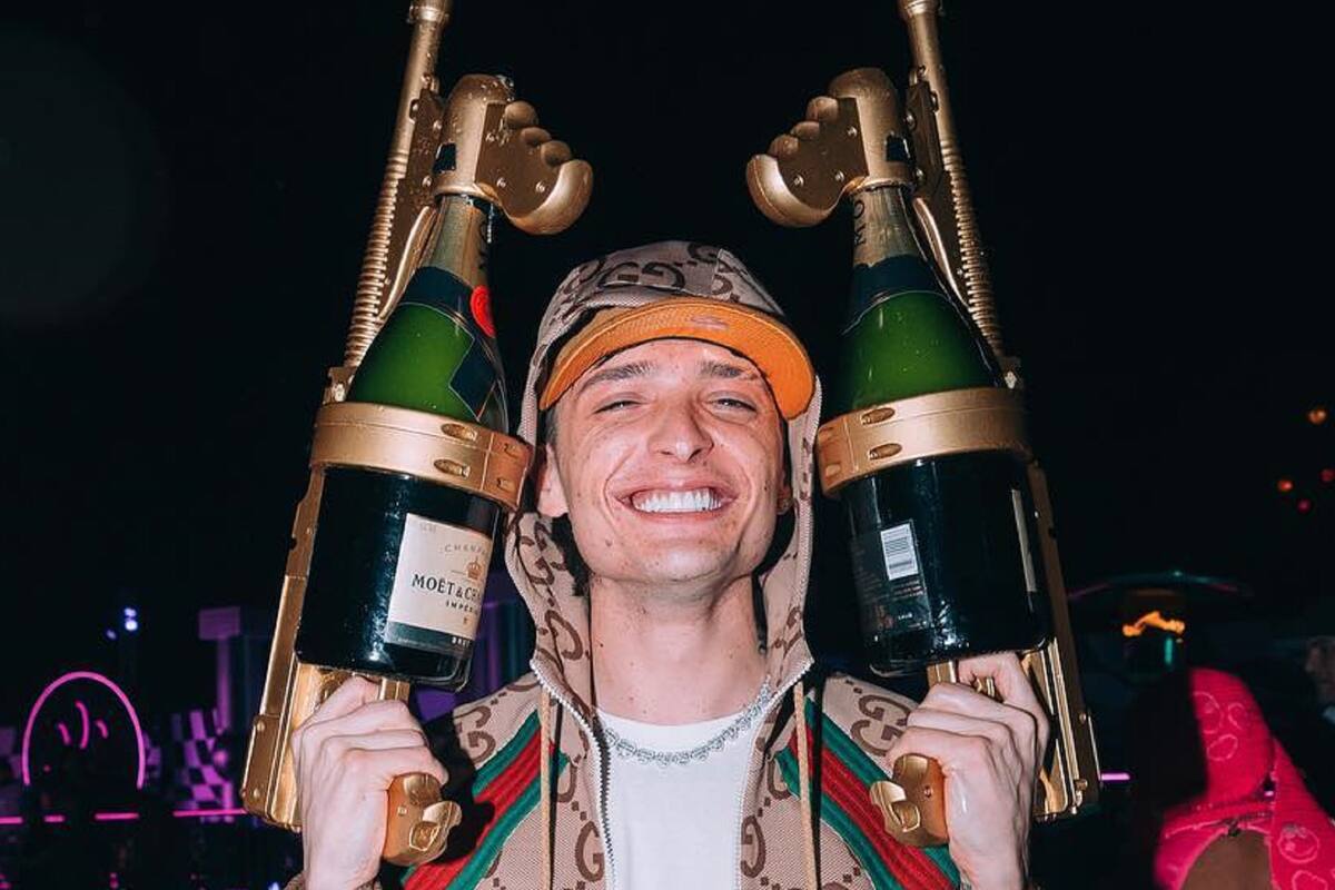 Peso Pluma abre su corazón y estrena "Bye", ¿se la dedica a Jeni de la Vega?