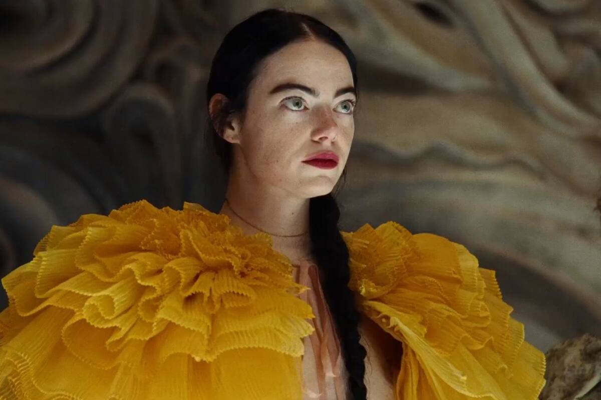 Emma Stone triunfa en los EE BAFTA 2024 y apunta a los Oscar con "Poor Things"