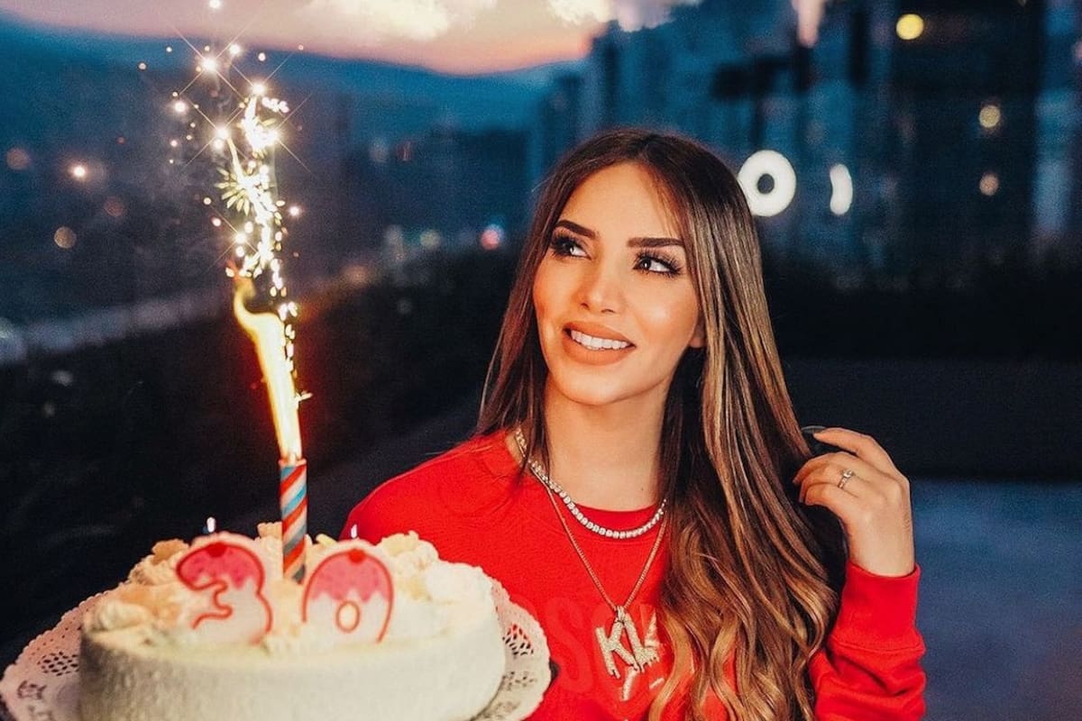 Kimberly Loaiza festeja su cumpleaños #23; es tendencia gracias a las felicitaciones de sus fans