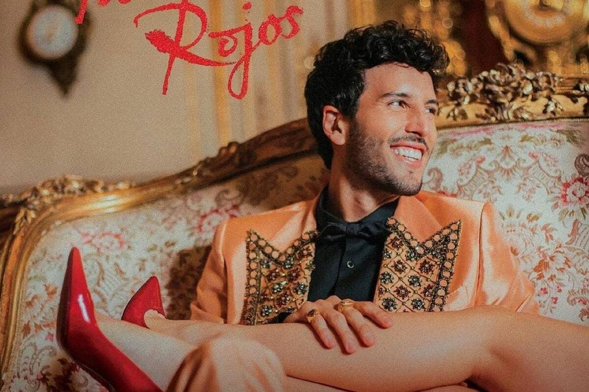 Sebastián Yatra estrena el videoclip de su canción “Tacones Rojos” junto a Clara Galle