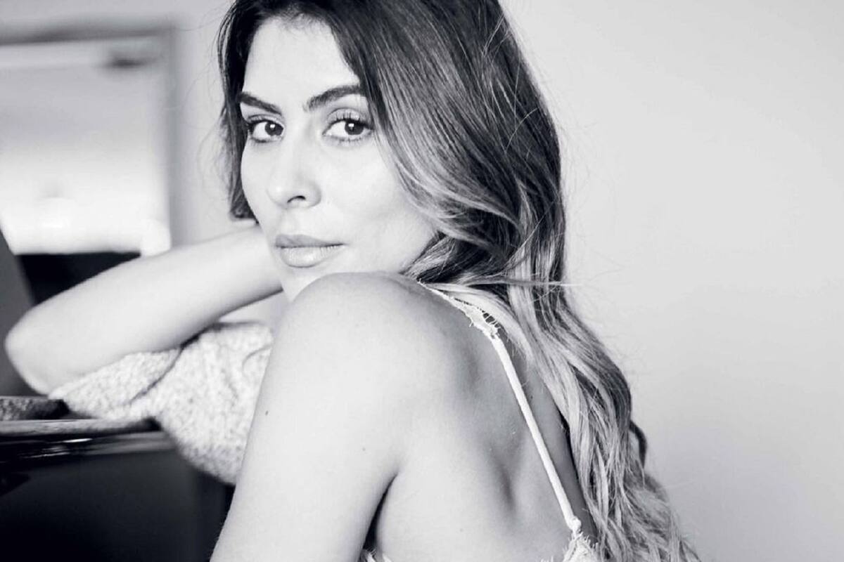 María León cautivó todo Instagram posando semidesnuda en la cama