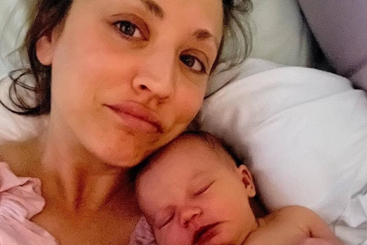 Kaley Cuoco comparte las primeras fotos de su hija: Matilda Carmine Richie Pelphrey